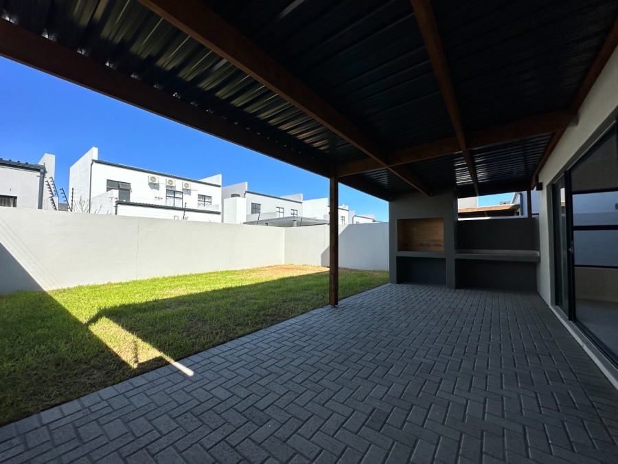 4 Bedroom Property for Sale in Sandown Western Cape